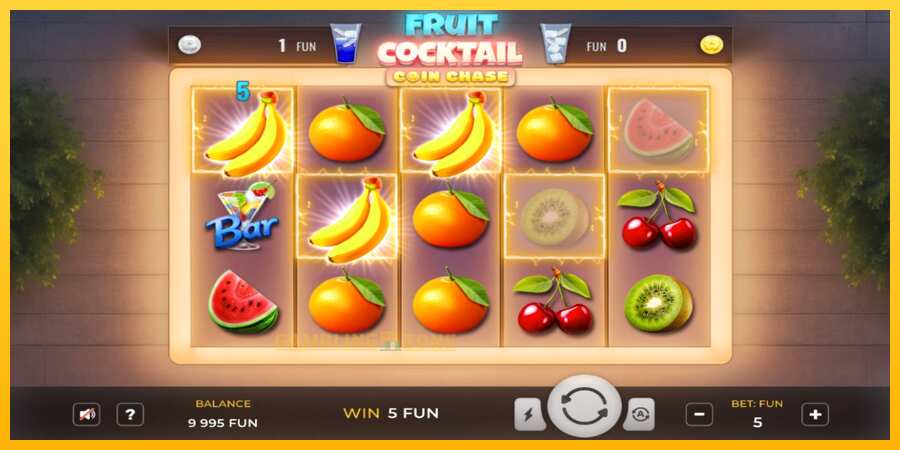 Aparaat Fruit Cocktail Coin Chase - mäng päris raha eest, pilt 2